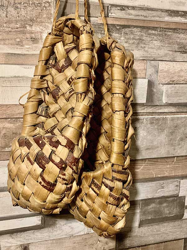 Амулеты в русских дворовых постройках Верхневолжья XIX-XX вв.