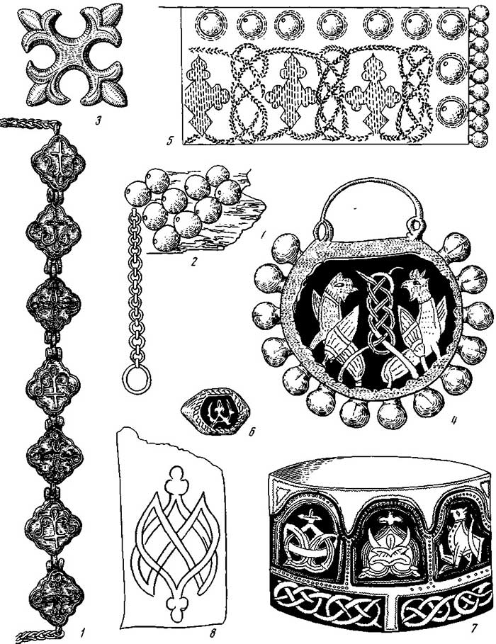 Детали одежд и украшений княжеско-боярского костюма (составлена М.А. Сабуровой)