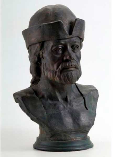 Реконструкция облика вятича по черепу из кургана на Лосином острове (Автор – Е.В. Веселовская, 1989) Реконструкция облика вятича по черепу из кургана на Лосином острове (Автор – Е.В. Веселовская, 1989)